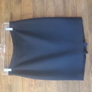 Ann Taylor 6P black skirt
